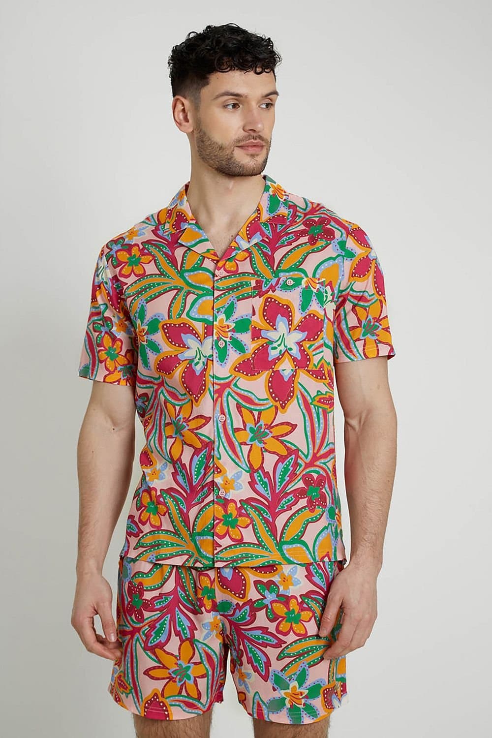 Native Youth Native Youth Men's Short Sleeve Lightweight Botanical Relaxed Shirt in Pink