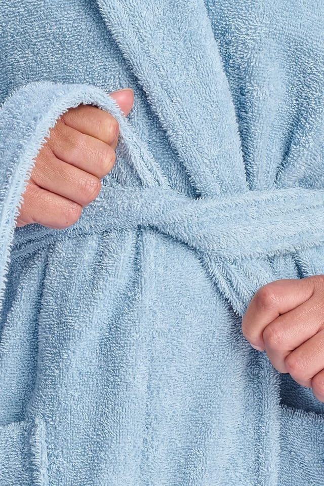 Christy CHRISTY Women's 'Serene' Soft Combed Cotton Bath Robe in Blue - 3
