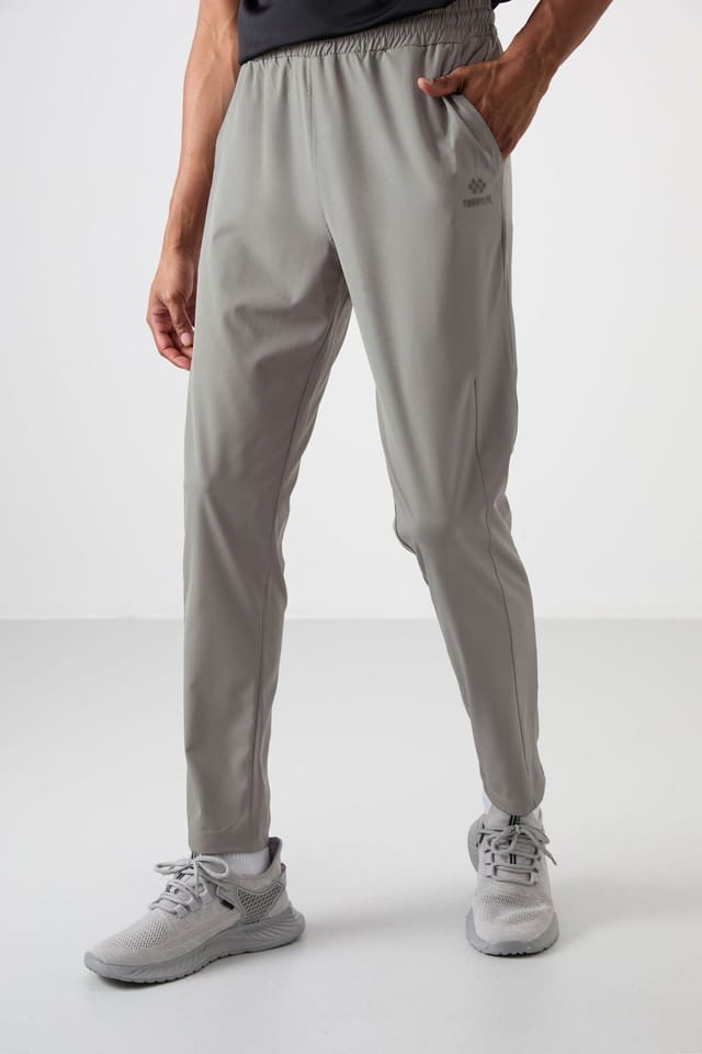 Tommy Life Tommy Life Men's Straight-leg Seamless Sweatpants in Light Grey - 2