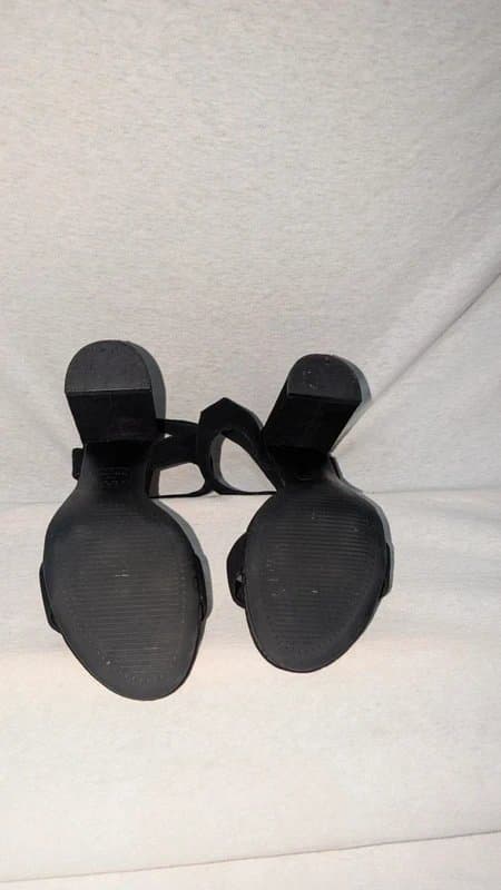 New Look Lovely velvet black high heels