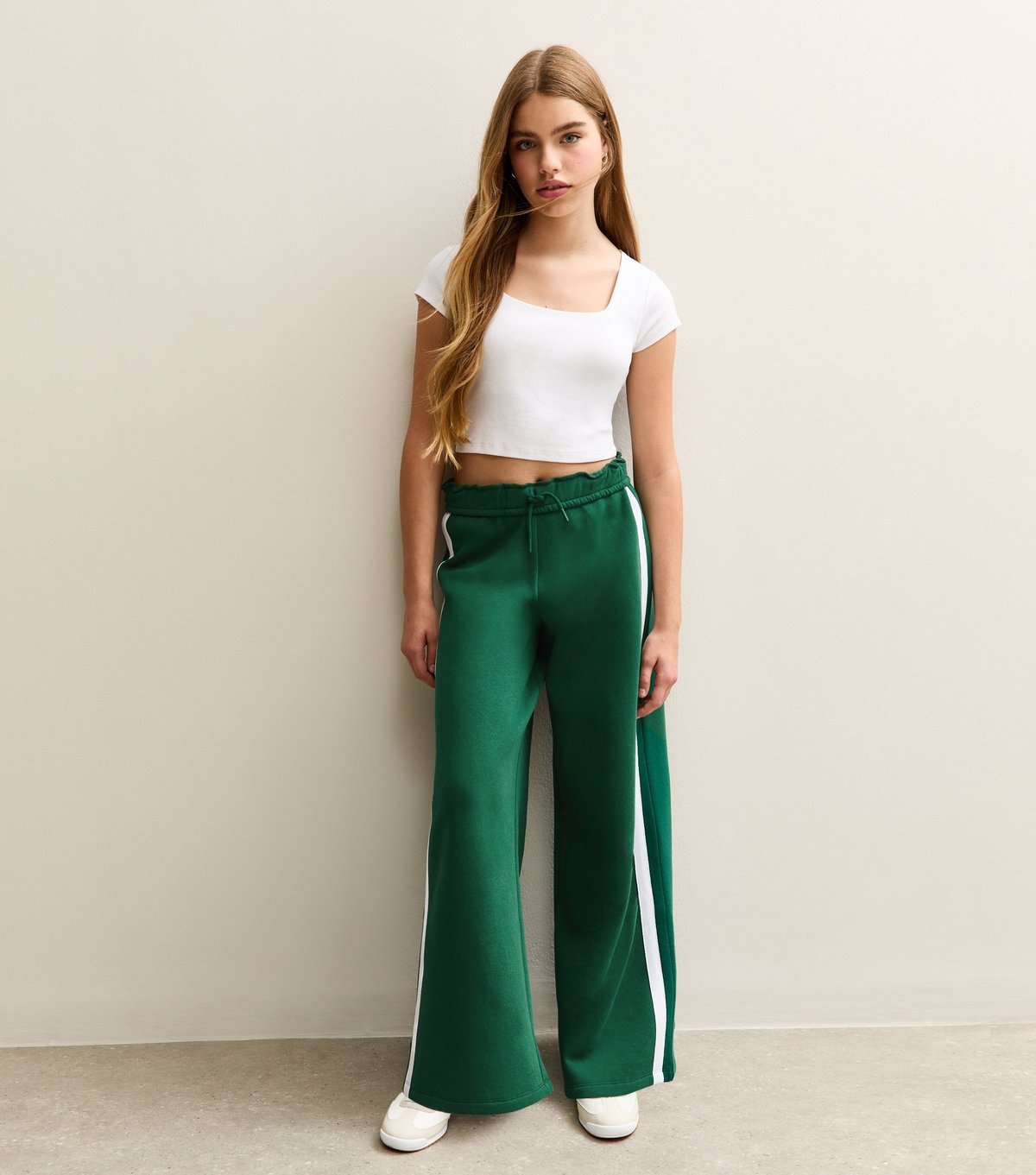 New Look Girls' Dark Green Contrast Trim Super Wide Leg Joggers New Look - 3