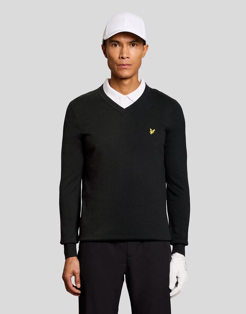 ASOS Lyle & Scott Mid knits golf 1874 v neck pullover in z865 jet black - 1