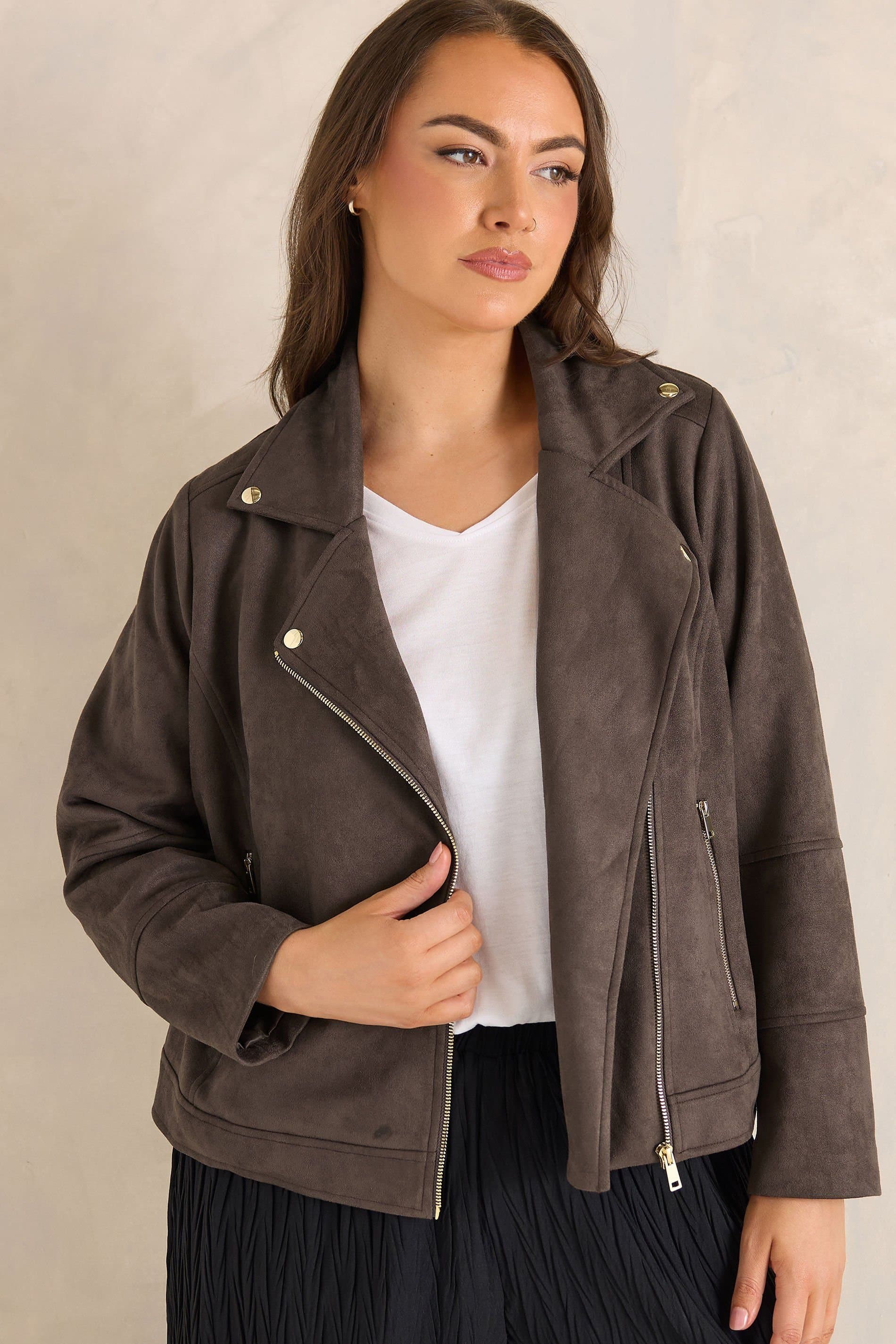 Evans Evans Women's Faux Suede Biker Jacket in Chocolate