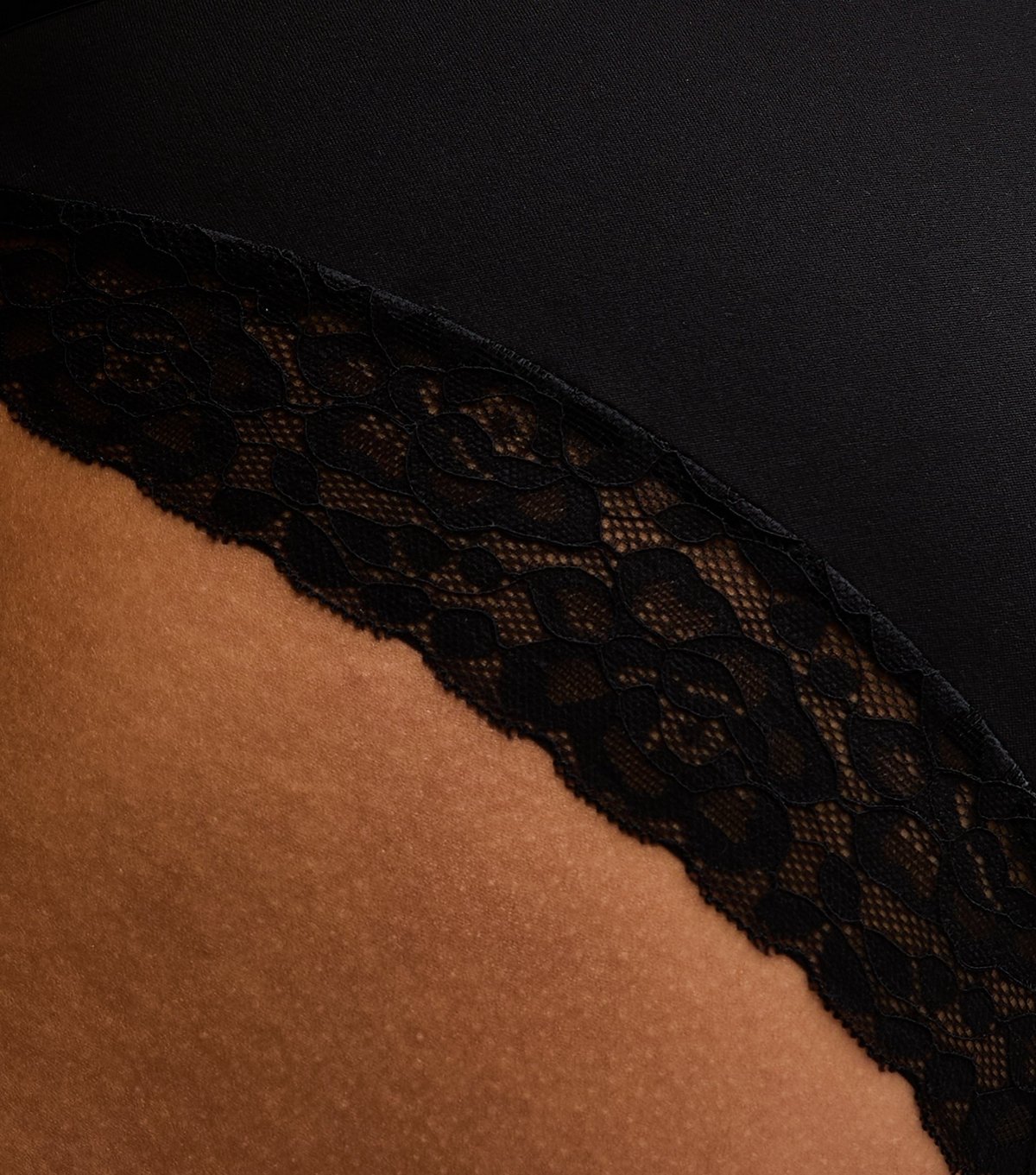 New Look Women's Black Microfibre Lace Back Brazilian Briefs New Look - 3