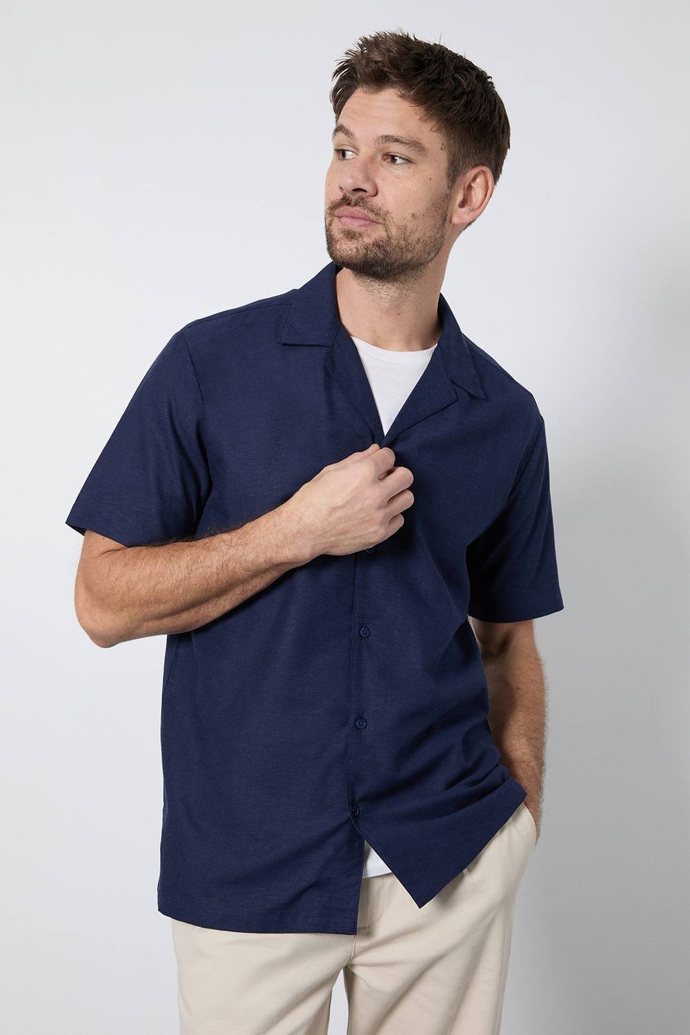 Burton Burton Men's Navy Linen Blend Short Sleeve Resort Shirt - 3