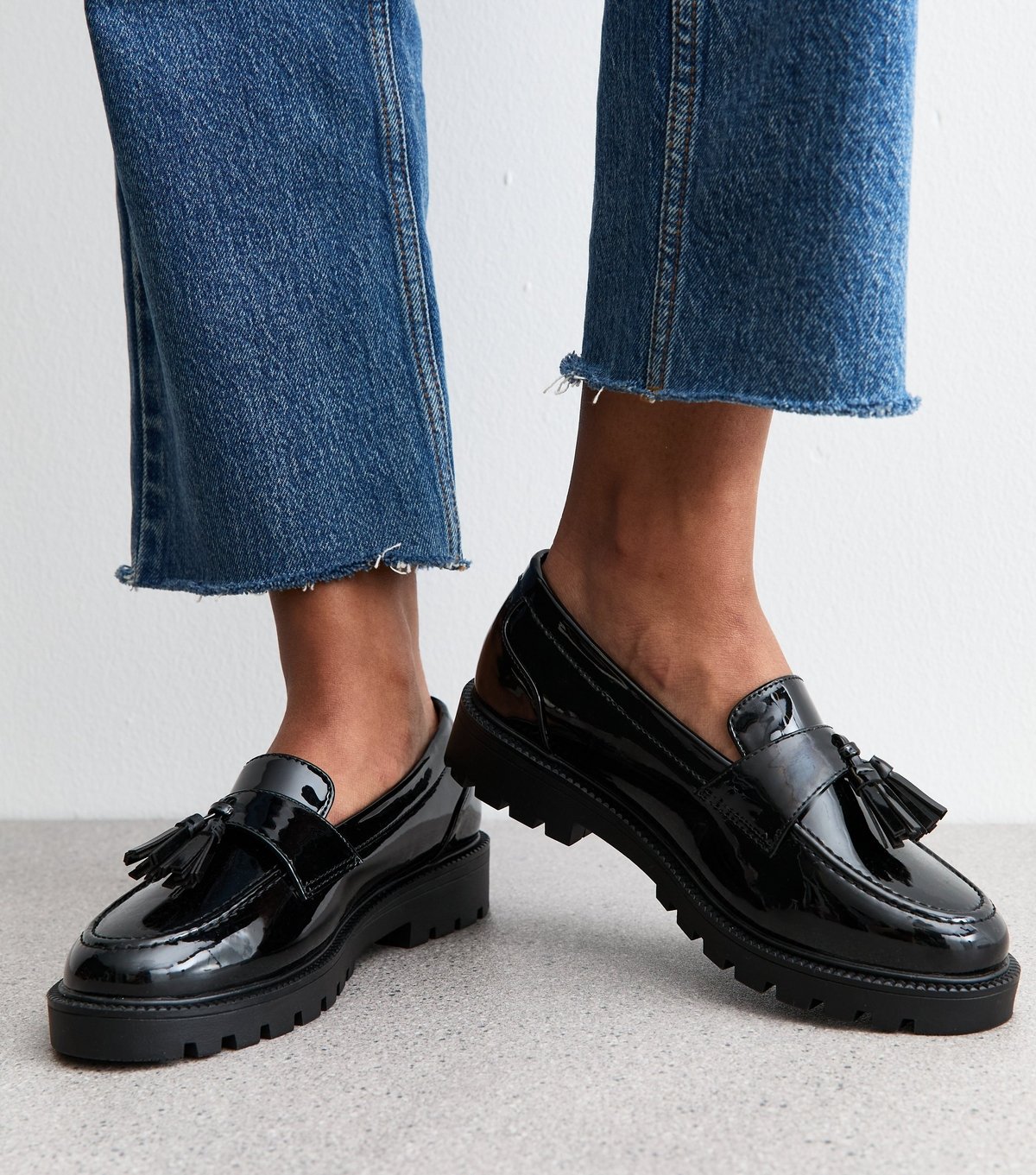 New Look Women's Wide Fit Black Patent Chunky Tassel Loafers Vegan New Look - 2