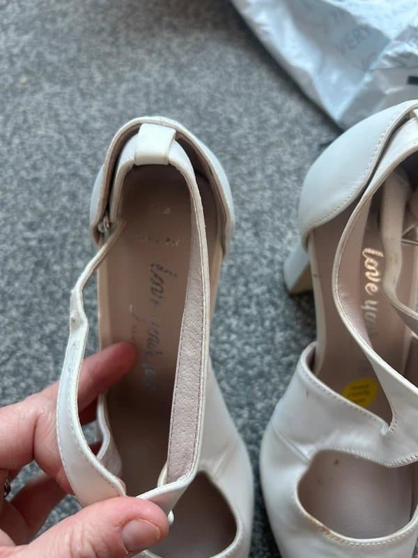 New Look White Shoe - read description