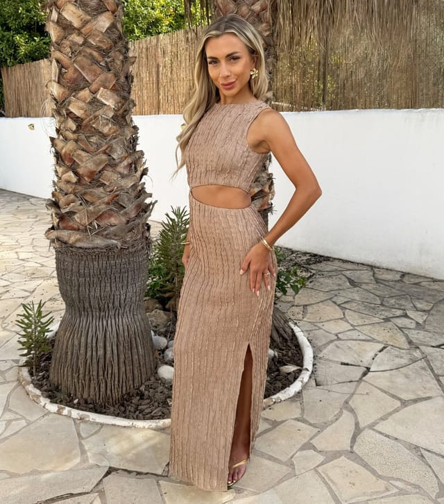 AX Paris Women's Light Brown Textured Cut Out Midi Dress AX Paris New Look - 2