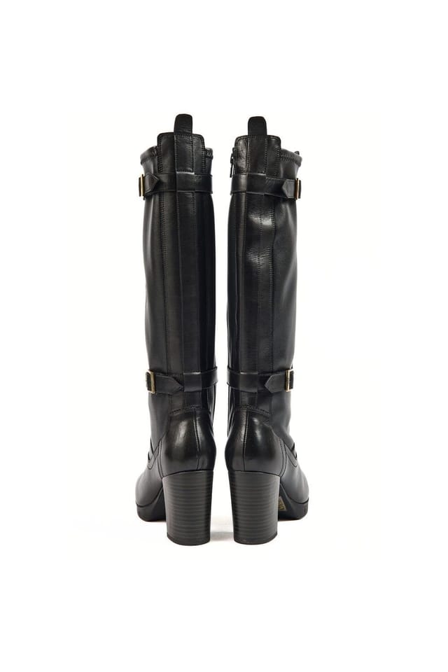 Pod Pod Women's Nitika Boot in Black - 2