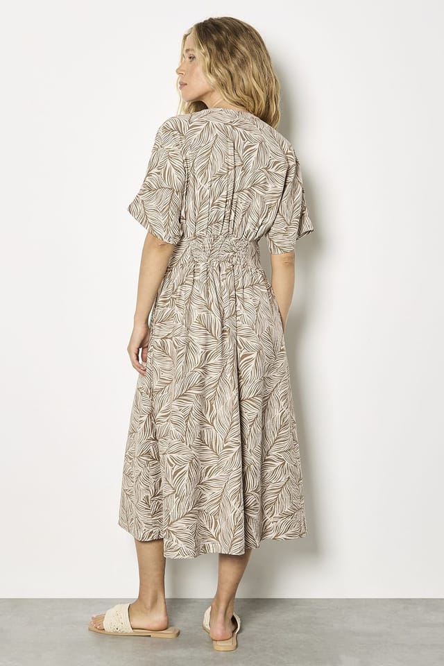 Apricot Apricot Women's Leaf Print Shirt Midi Dress in Stone - 3