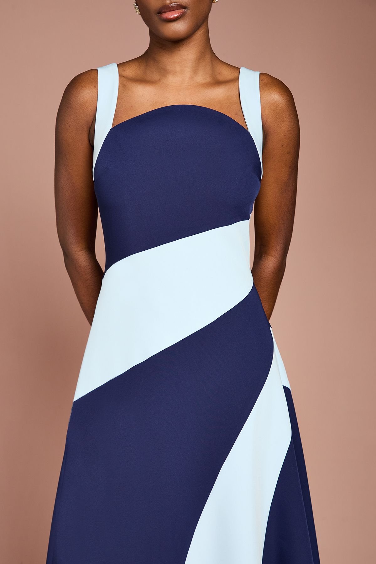 Coast Coast Women's Colour Block Crepe Midi Dress in Navy - 4