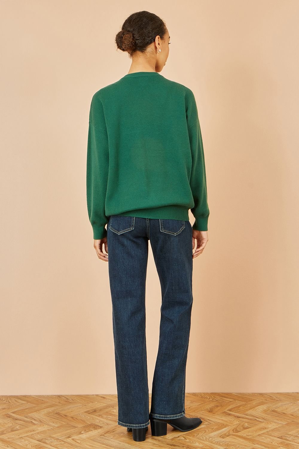 Yumi Yumi Women's Christmas Festive Penguin Knitted Jumper in Green - 3