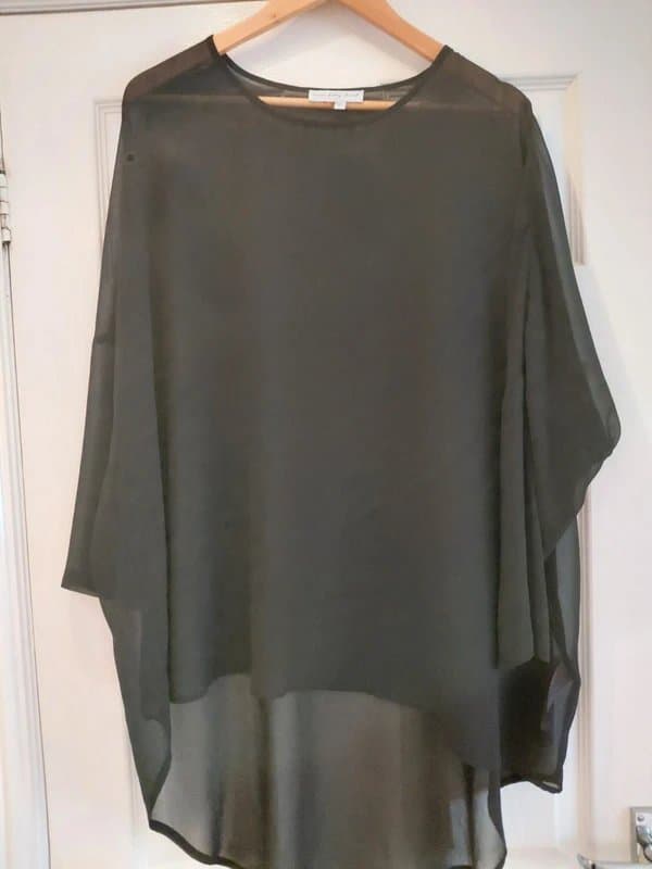 Never Fully Dressed Never Fully Dressed Black Chiffon Overlay  Blouse Top Size M/L