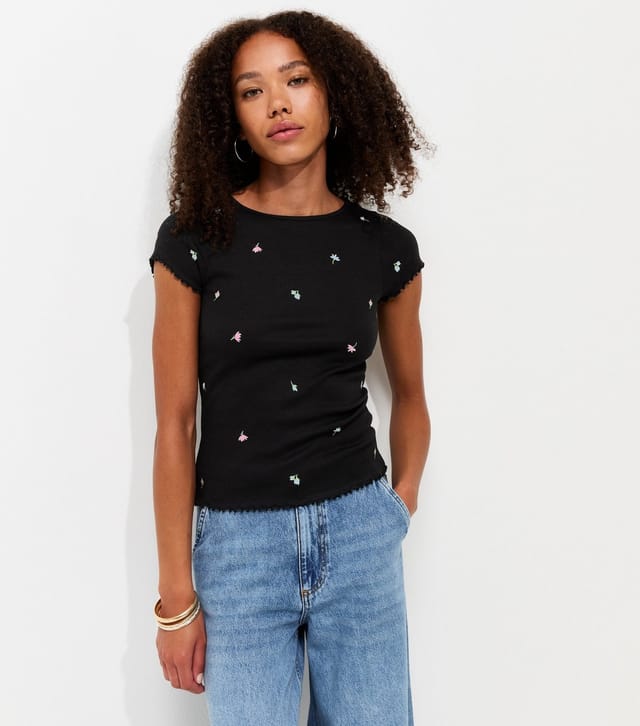 New Look Women's Black Cotton Rich Floral Embroidered Short Sleeve Babylock T-Shirt New Look - 2