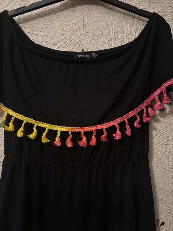 Boohoo Boohoo women’s off shoulder playsuit size UK10