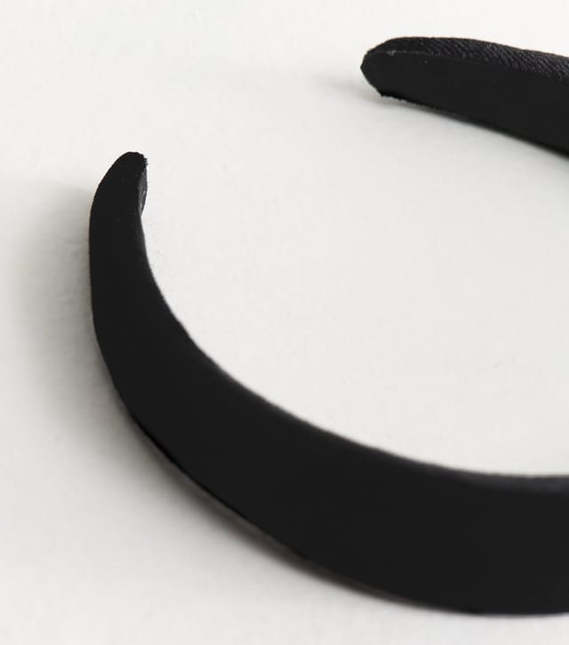 New Look Black Velvet Padded Headband New Look - 3
