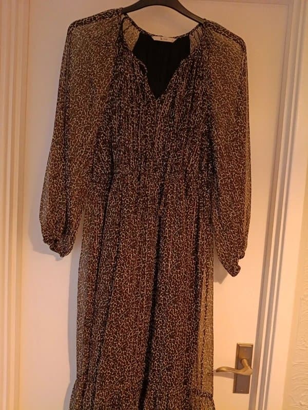 TU Woman Dress with chiffon sleeves