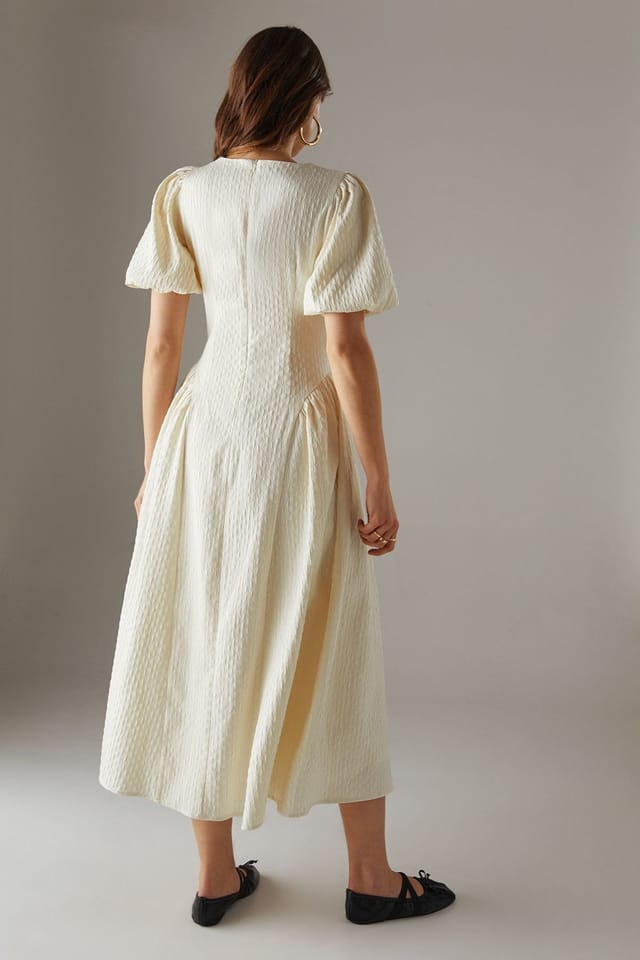 Warehouse Warehouse Women's Seersucker Organza Godet Side Puff Sleeve Midi Dress in Cream - 3