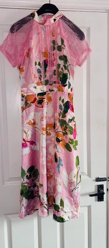 Liquorish Liquorish 8-10 cute statement pink wedding party holiday dress same day post