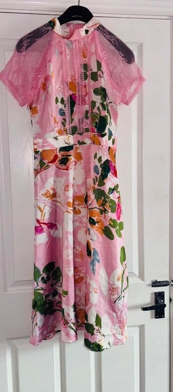 Liquorish Floral Print Pink Dress