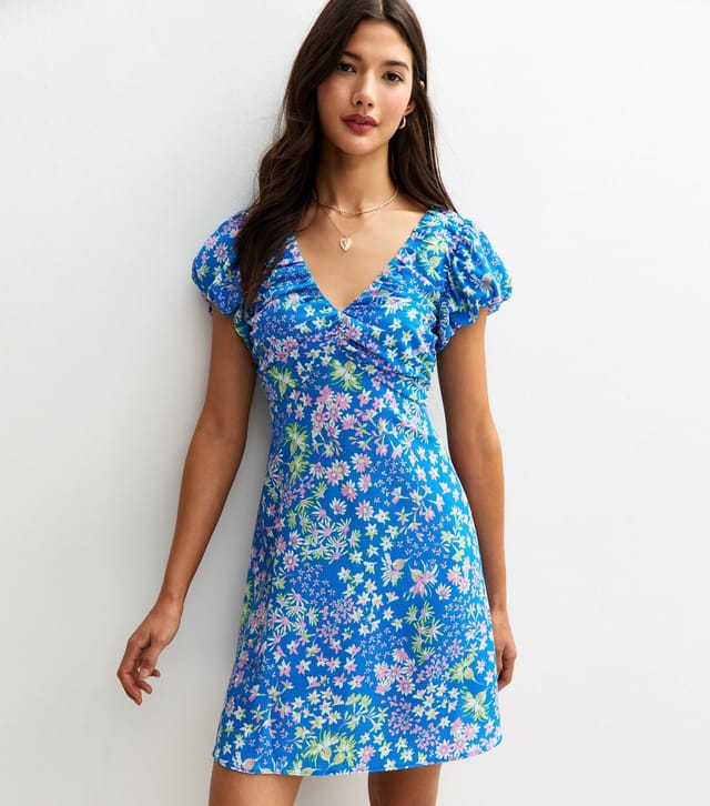 New Look Women's Blue Floral Print Ruched V-Neck Mini Dress New Look - 2