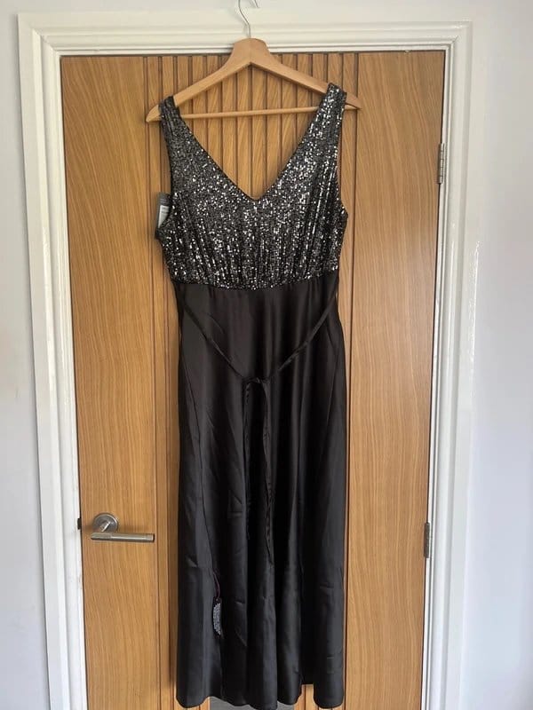 New Look Black Sequin V-Neck Evening Gown