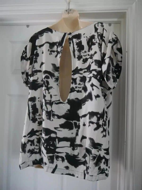 Influence Black White Top Designer Influence Size 10 Womens Sequin Blouse Evening Party