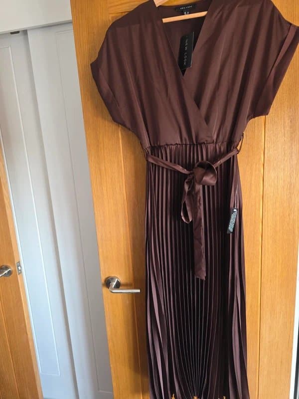 New Look Satin brown dress