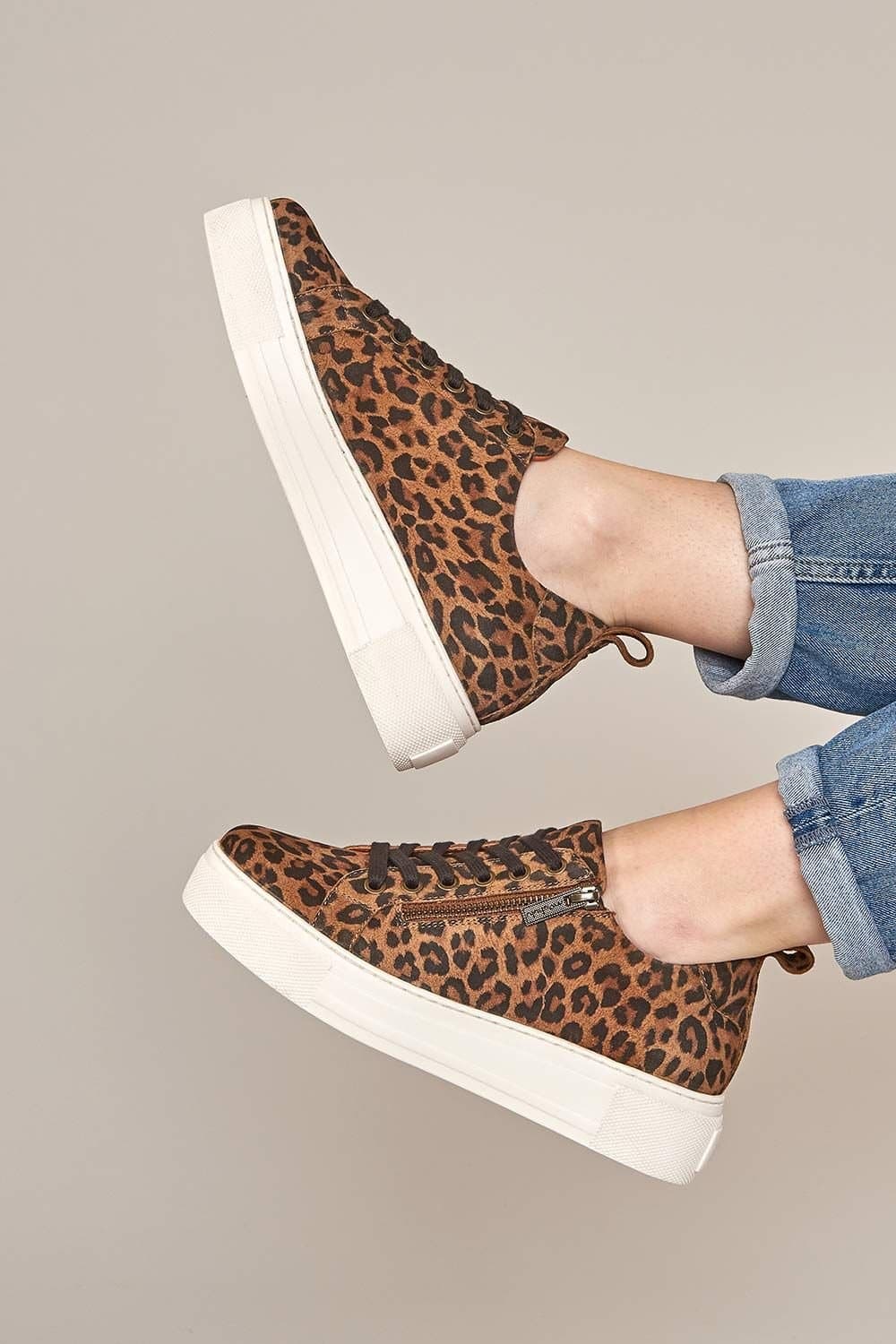 Moshulu Moshulu Women's 'Dawlish' Flatform Zip Trainers in Brown