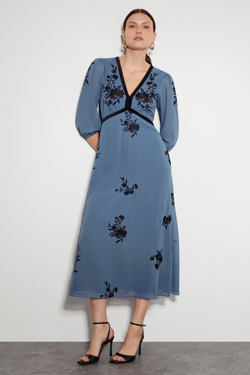 Monsoon Monsoon Women's Tessa V-Neck Floral Midi Dress in Blue