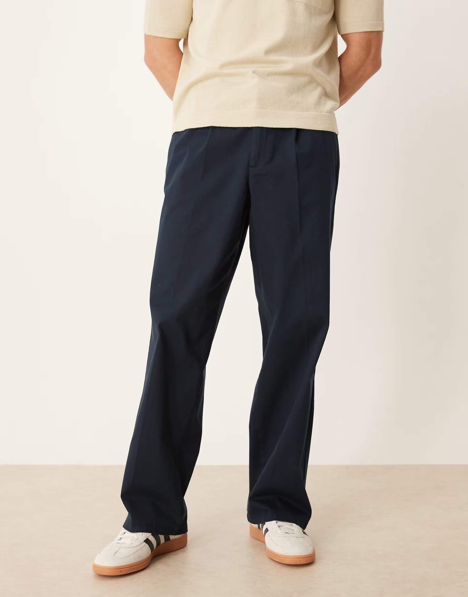 ASOS ASOS DESIGN smart wide leg trousers with pleats in navy
