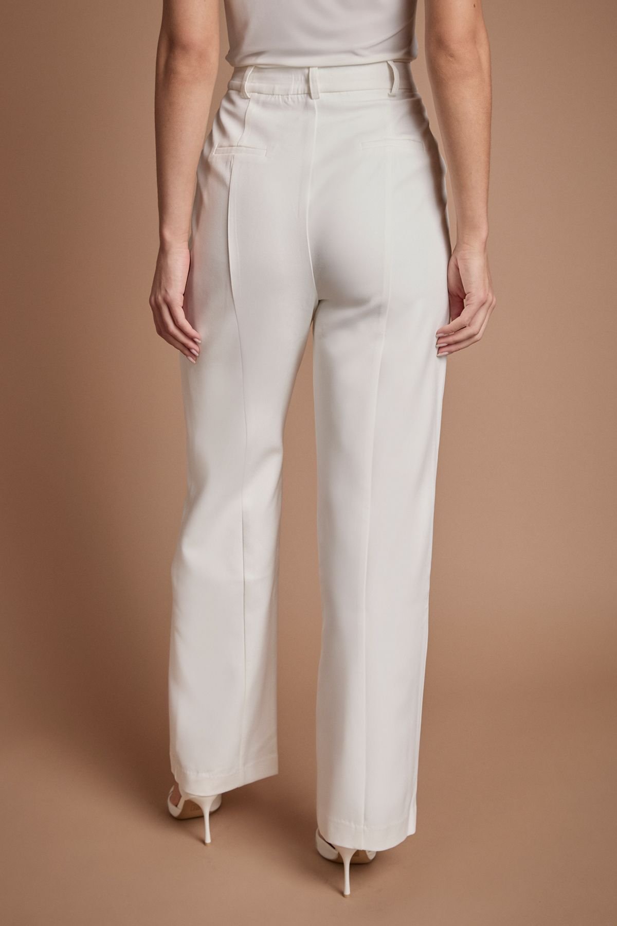 Coast Coast Women's Bridal Wide Leg Tailored Trouser in Ivory - 3