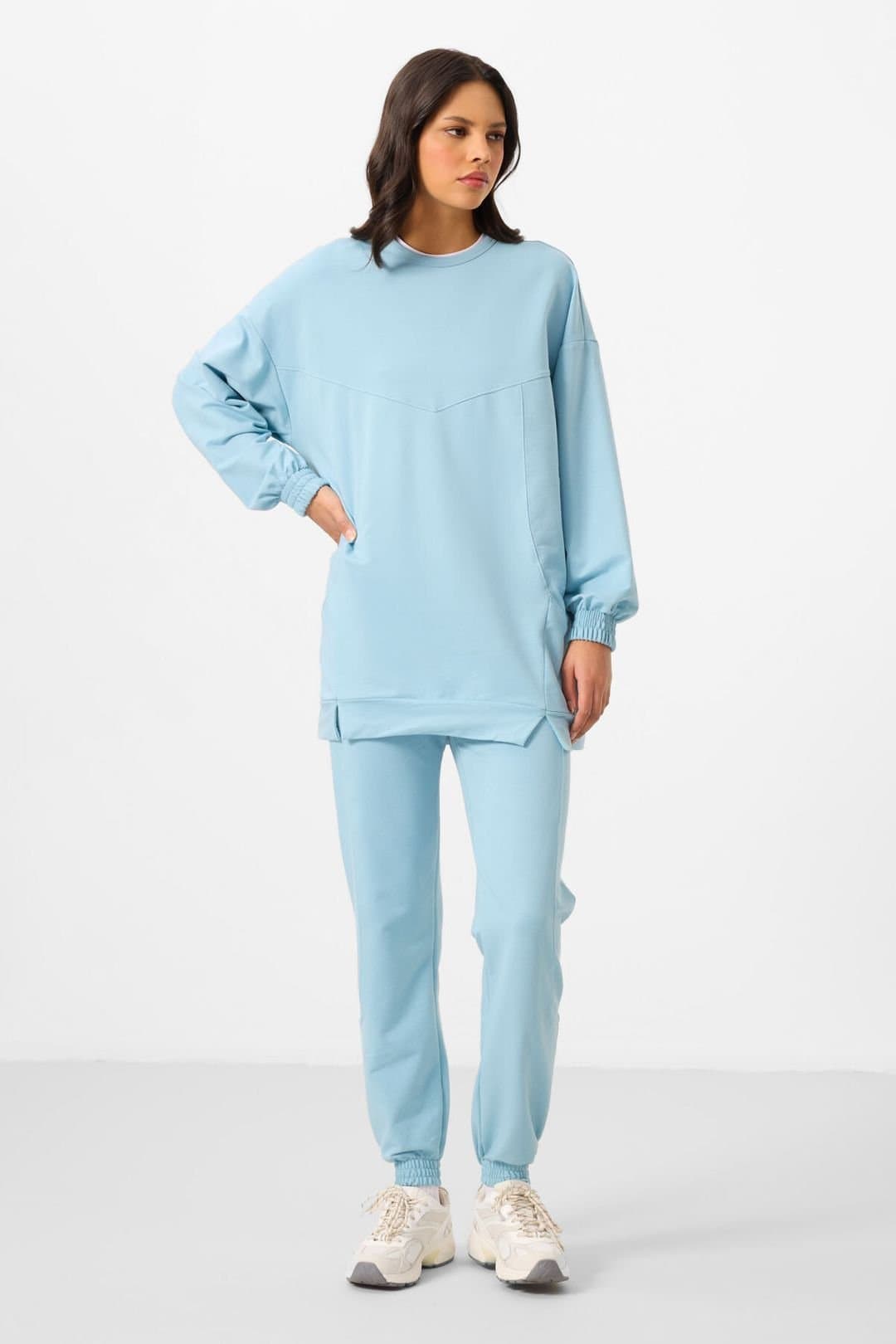 Tommy Life Tommy Life Women's Oversized Fleece Sweatshirt & Pants Set in Baby Blue