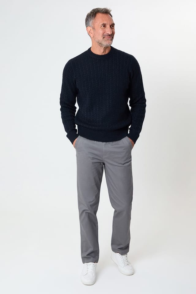 Saltwell Saltwell Men's Cable Knit Crew Neck Jumper in Navy - 3