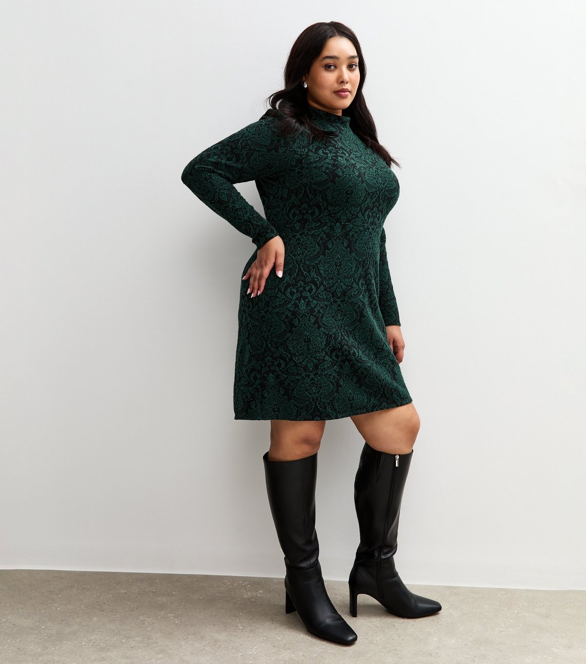 New Look Women's Plus Size Green Jacquard Mini Dress Curves New Look - 3