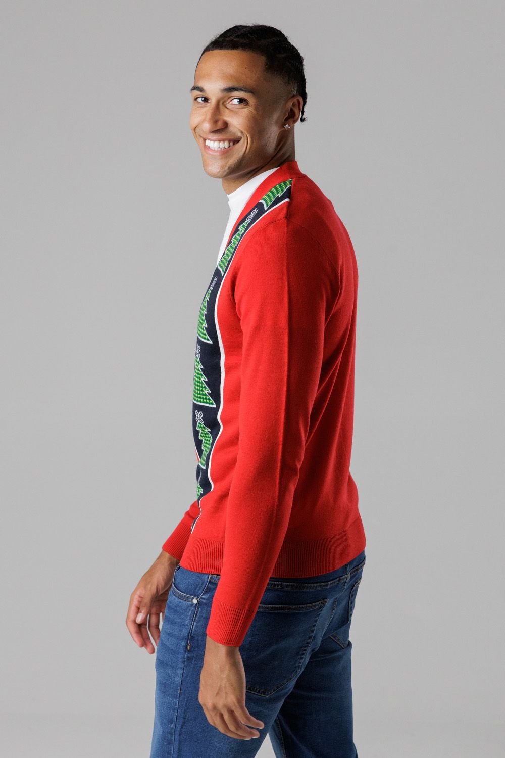Tokyo Laundry Tokyo Laundry Men's Festive Jacquard V-Neck Cardigan in Red - 4