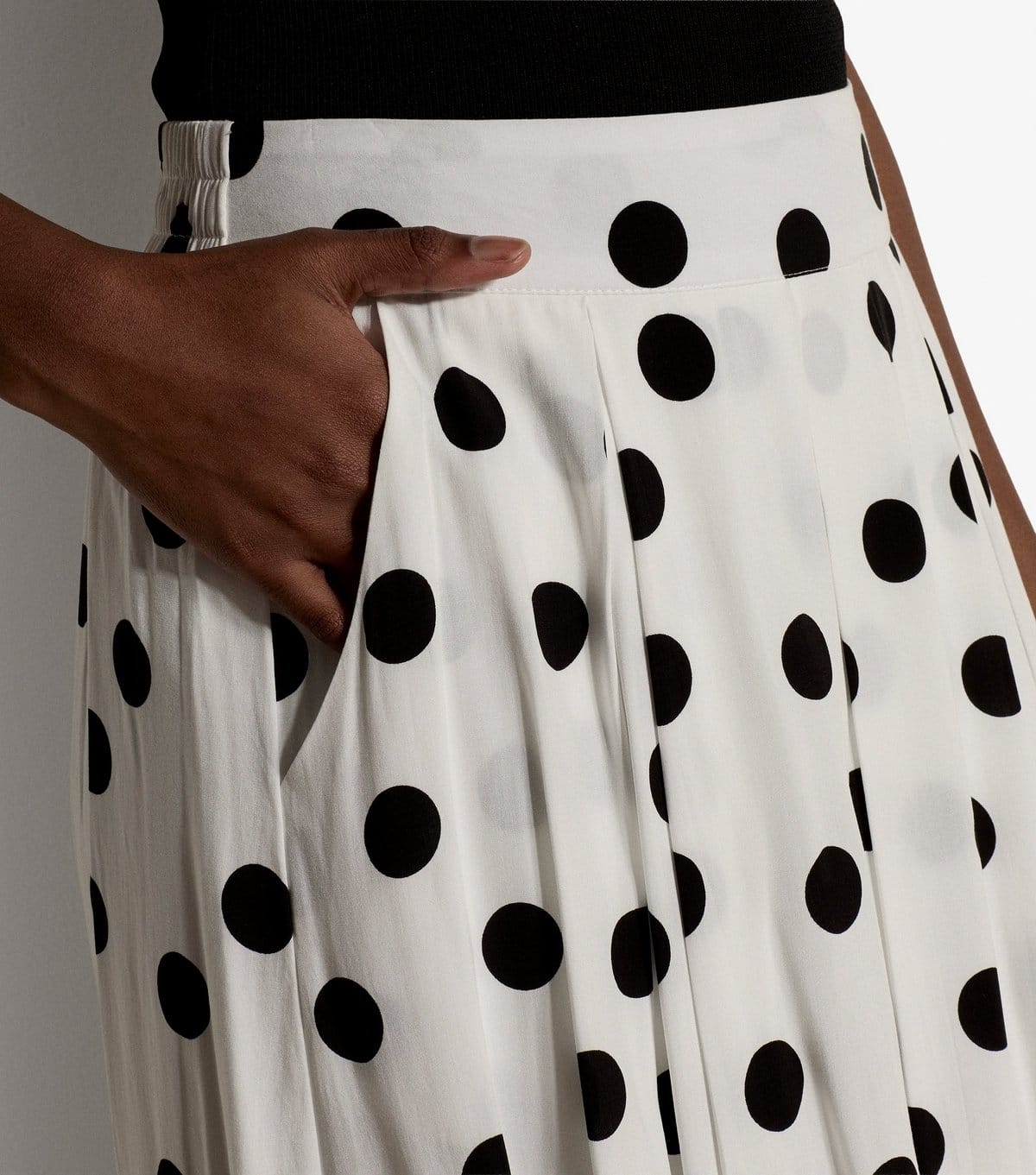 Apricot Women's White Polka Dot Midi Skirt Apricot New Look - 4