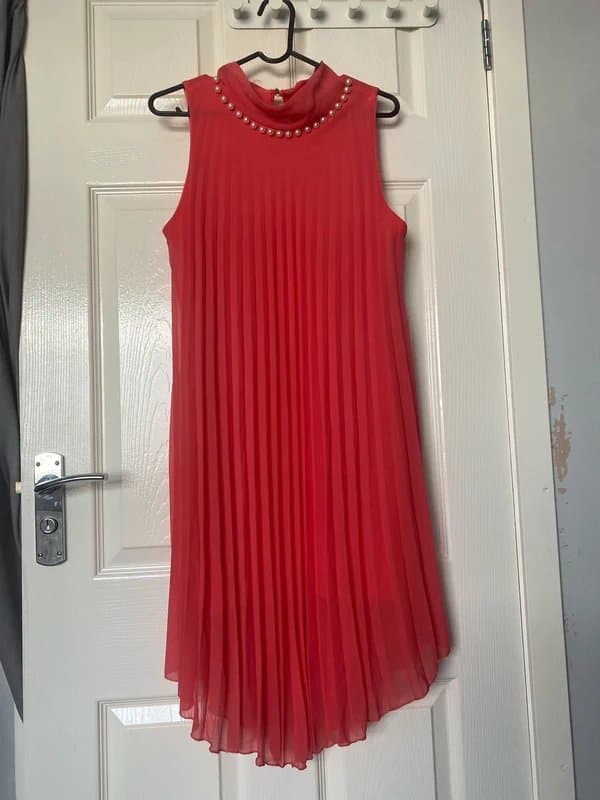 Italian Style sleeveless pleated dress