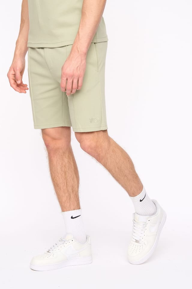 Duck&Cover Duck&Cover Men's Sherborn Comfortable Elasticated Waist Shorts in Light Green - 2