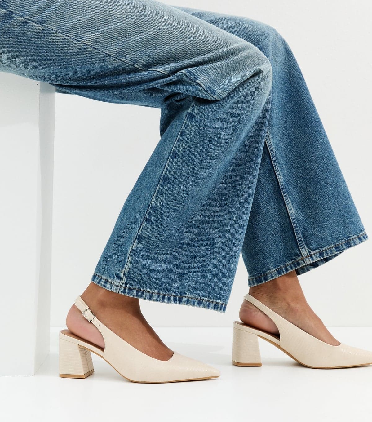 New Look Women's Wide Fit Off White Block Lizard Effect Slingback Court Shoes Vegan New Look