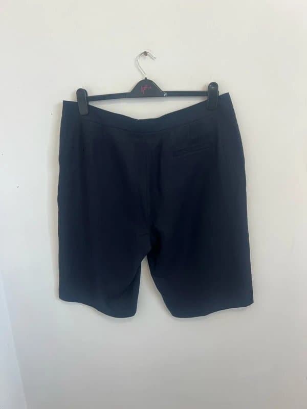 Jaeger Jaegar 100% linen women’s shorts size 18 navy pockets summer holiday beach smart night out