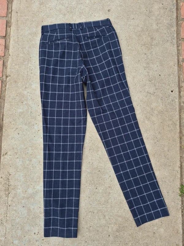 ASOS ASOS Navy Windowpane Check Trousers – Size Unknown