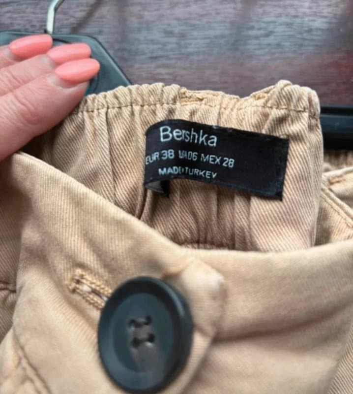 Bershka Cargo pants. Cargo trousers