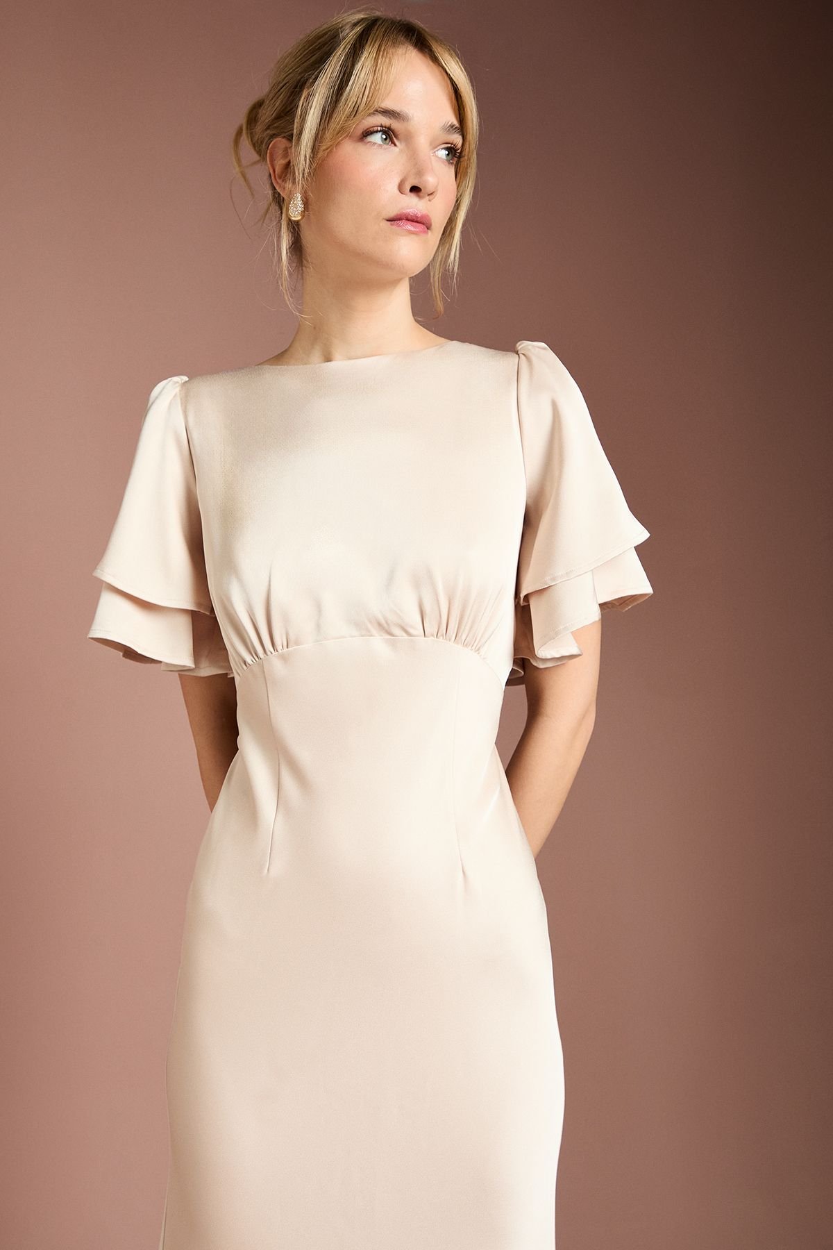 Coast Coast Women's Honoured Satin Back Crepe High Neck Short Sleeve Maxi Bridesmaid Dress in Champagne - 4