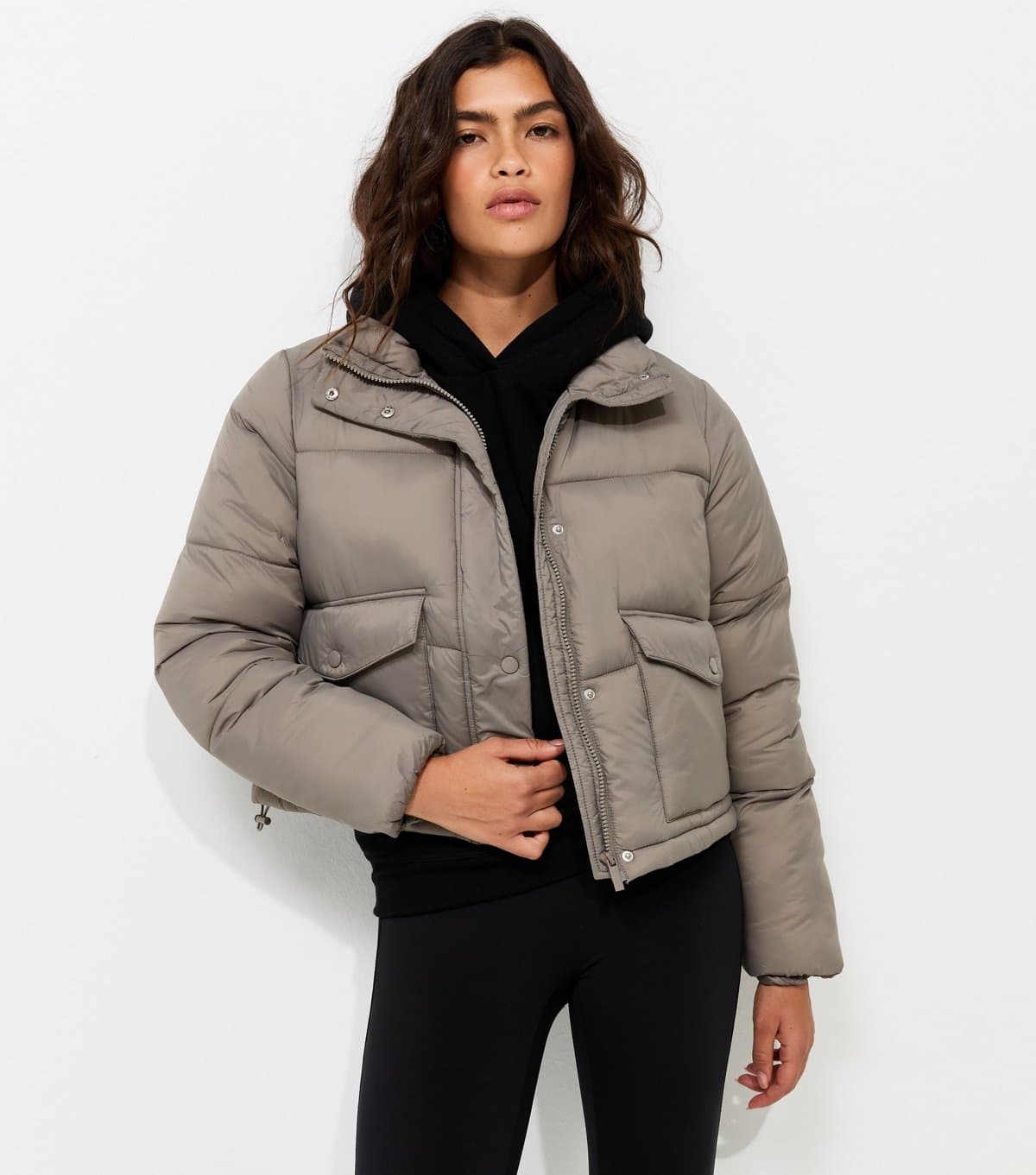 New Look Women's Mink Cropped Funnel Neck Puffer Jacket New Look