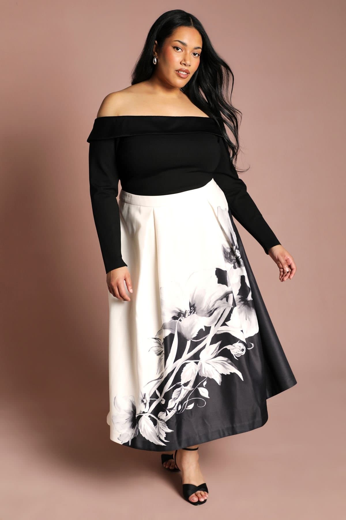 Coast Coast Women's Plus Satin Midi Skirt With Placement Print in Mono