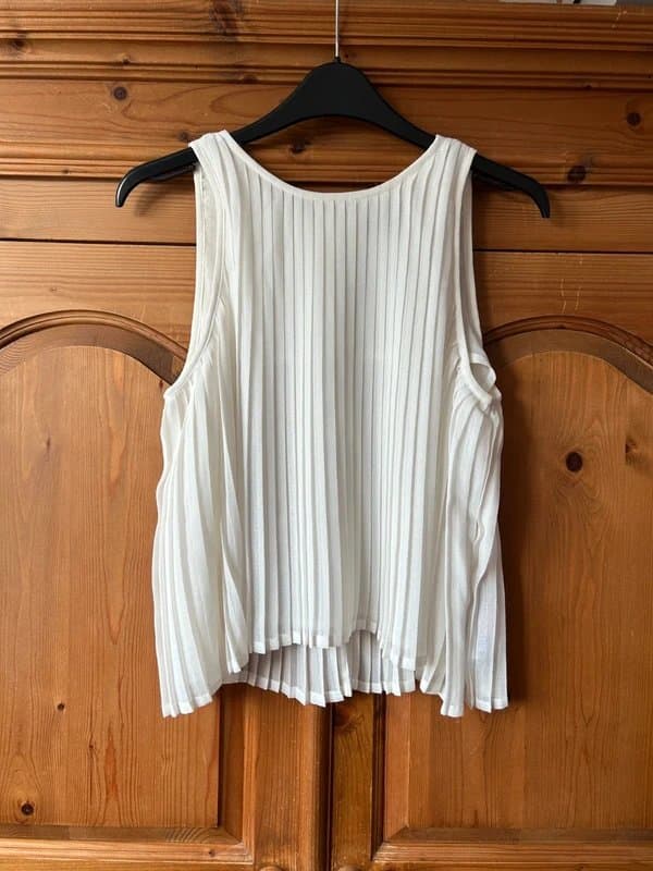 Topshop Topshop White Chiffon Vest