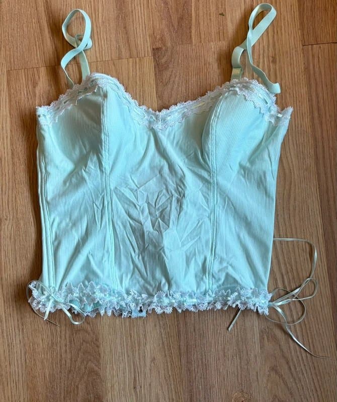 New Look Ladies Corset Top with Adjustable Straps in pale green and white 34b