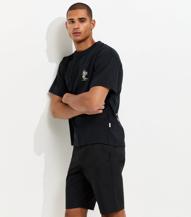 Only and Sons Men's Black Chino Shorts Only and Sons New Look - 2