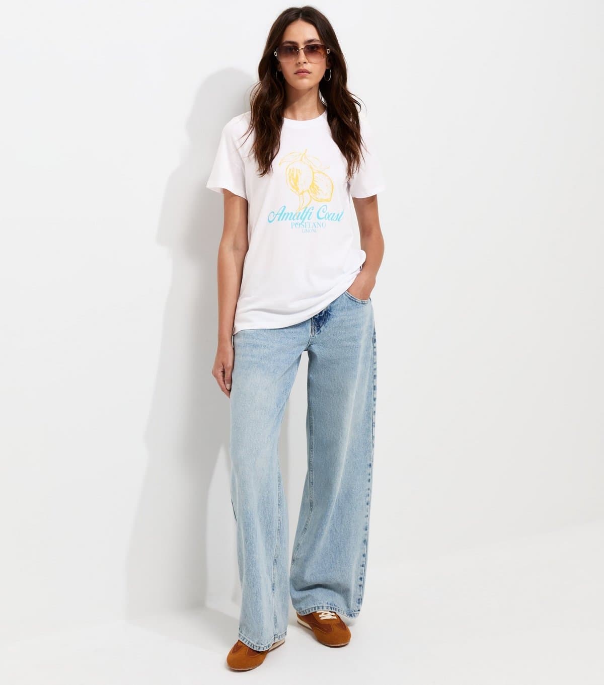 New Look Women's White Amalfi Coast Lemon Print Crew Neck T-Shirt New Look